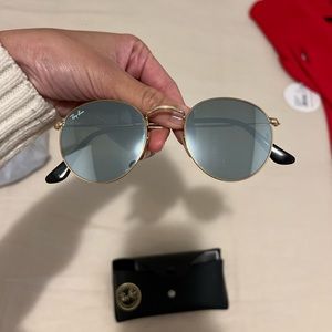 Ray-Ban Round Sunglasses